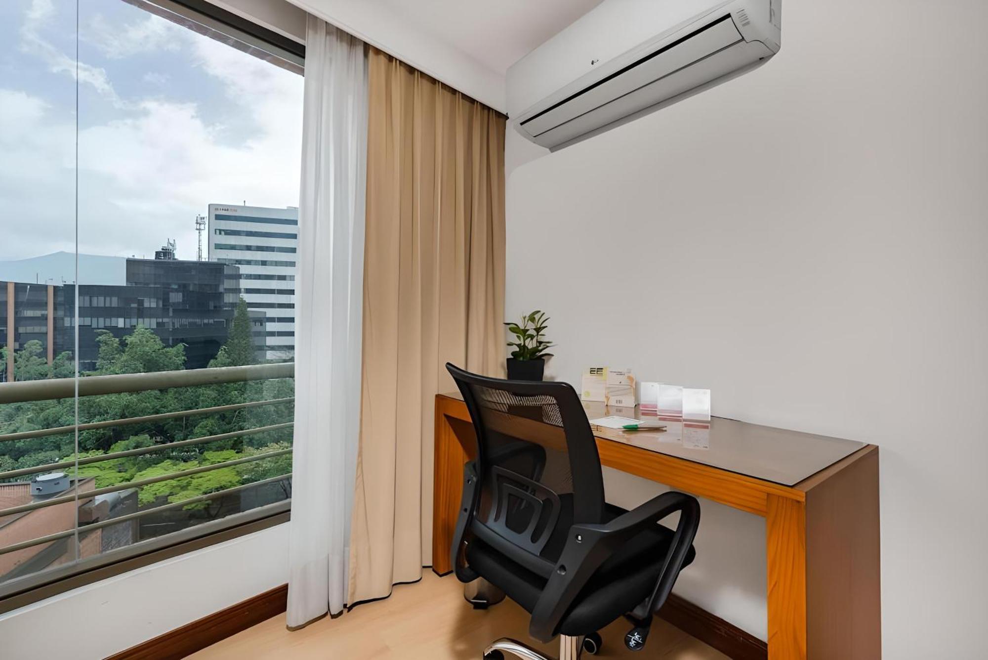 Leblon Suites Hotel Medellín Zewnętrze zdjęcie
