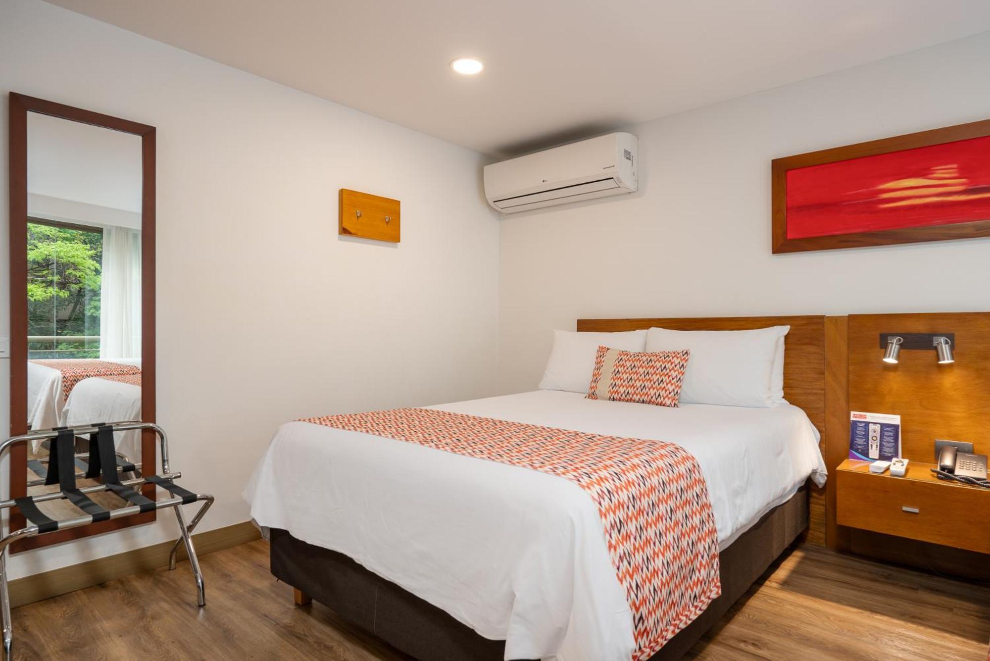 Leblon Suites Hotel Medellín Zewnętrze zdjęcie