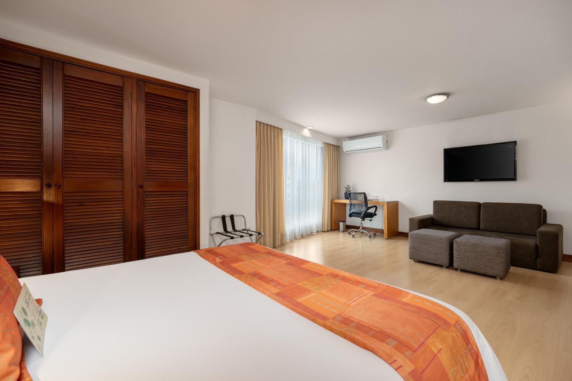 Leblon Suites Hotel Medellín Zewnętrze zdjęcie