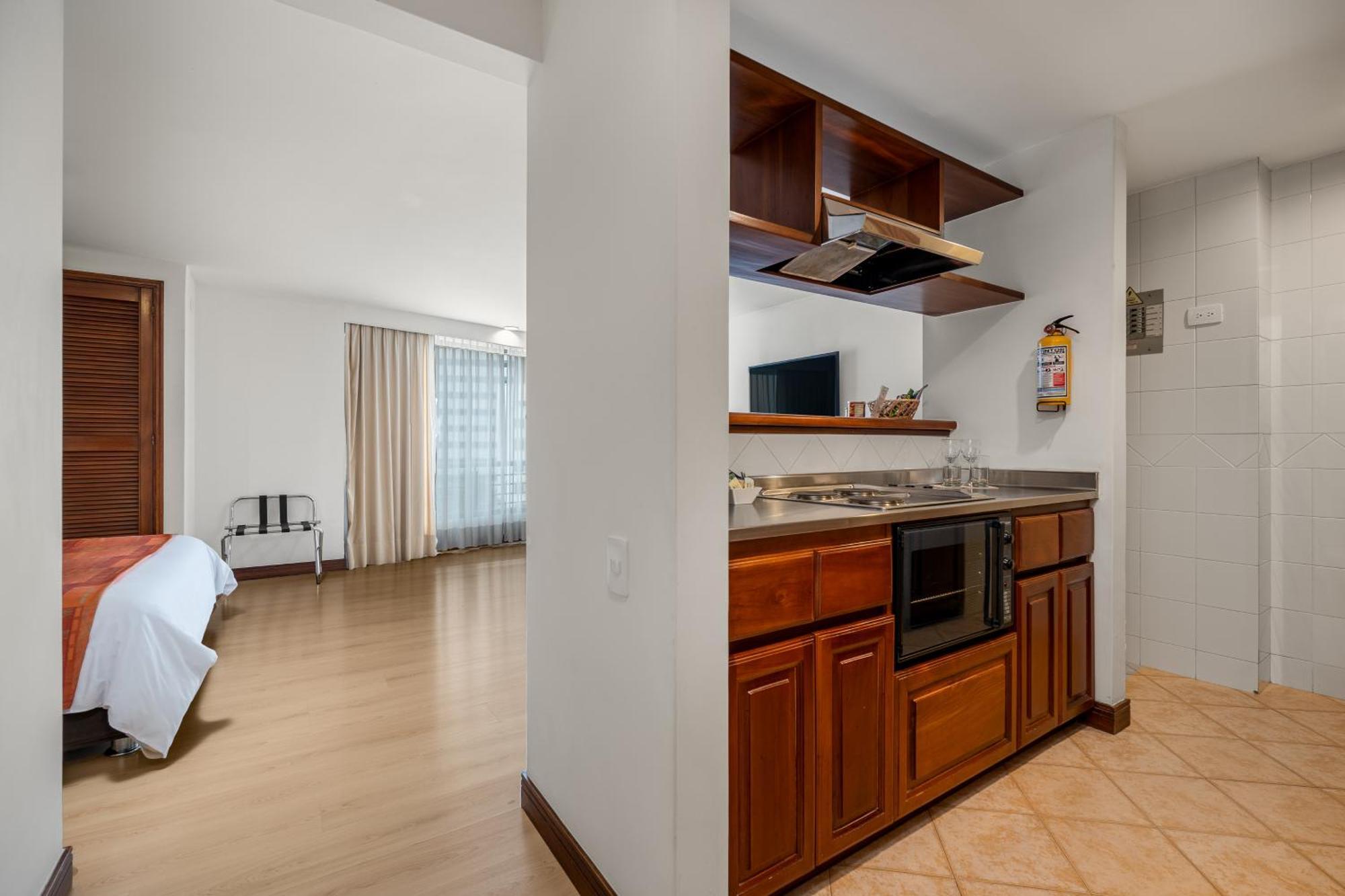 Leblon Suites Hotel Medellín Zewnętrze zdjęcie