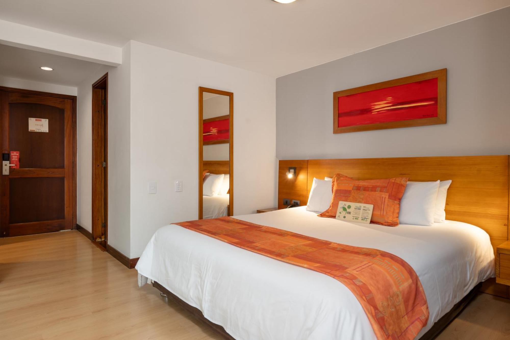 Leblon Suites Hotel Medellín Zewnętrze zdjęcie